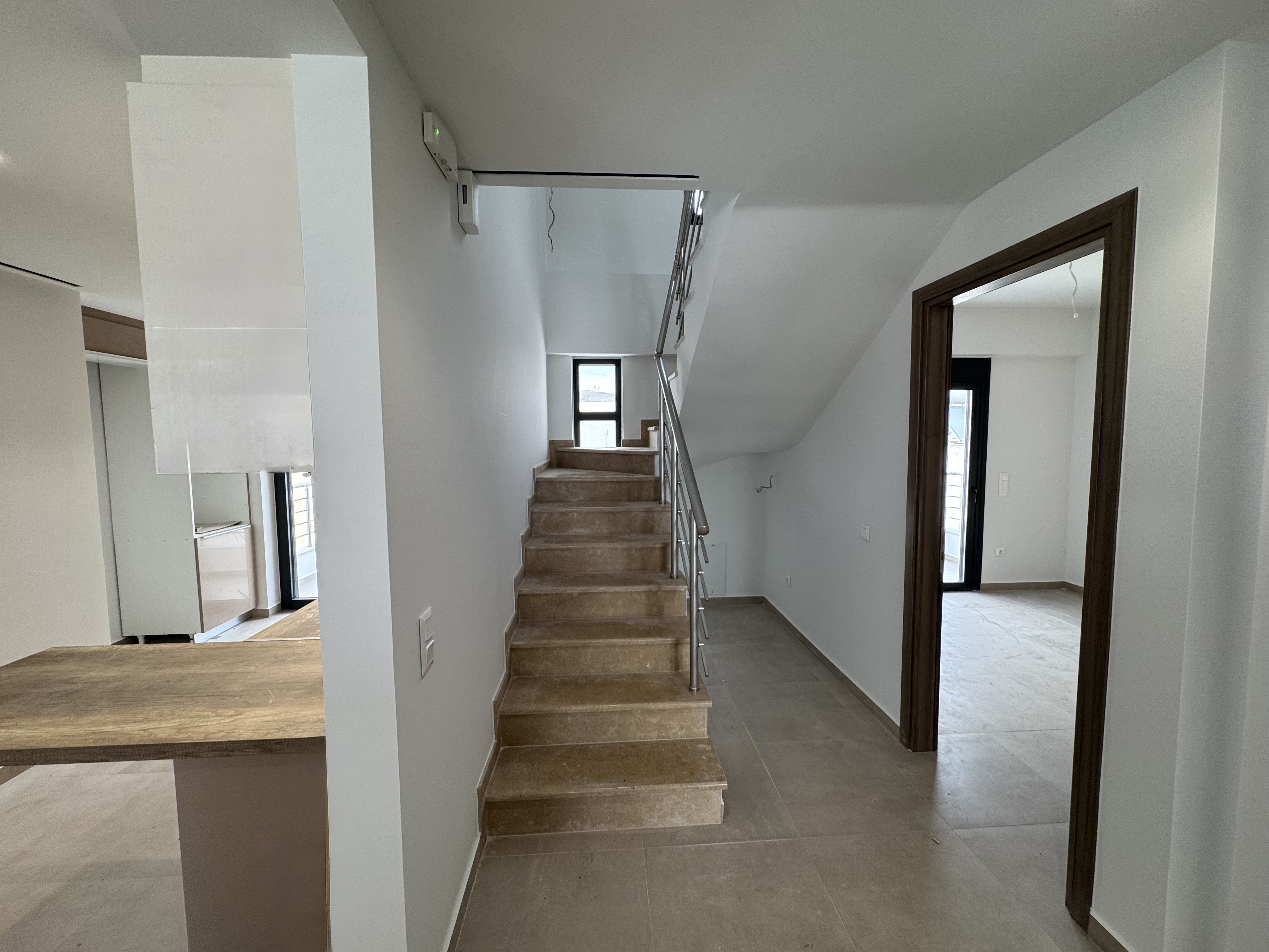 New-Build Maisonette 141.30 sq.m. | 6th–7th Floor | 4 Bedrooms | Large Terraces | Views