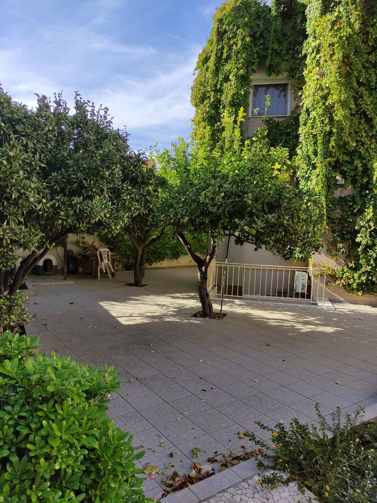 Spacious 275 sq.m. Property for Sale with Separate Apartment in Vasilies, Heraklion, Crete view 4